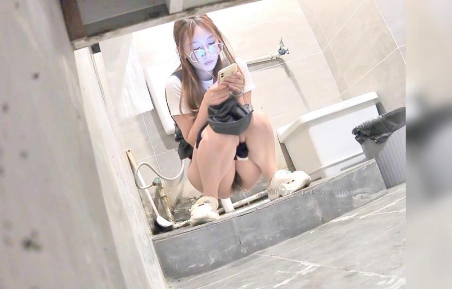 Public Restroom Beautiful Ladies In The Public Female Toilet BFJP-206 2026 (1920x1080 FullHD)